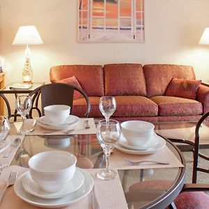 Suite mit 1 Schlafzimmer und mit Kingsize-Bett für Gäste mit Behinderungen
